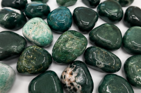 Bloodstone tumblestone crystals